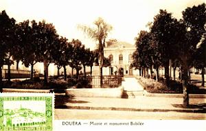 Douera - La Mairie et le Monument du Docteur Babilee